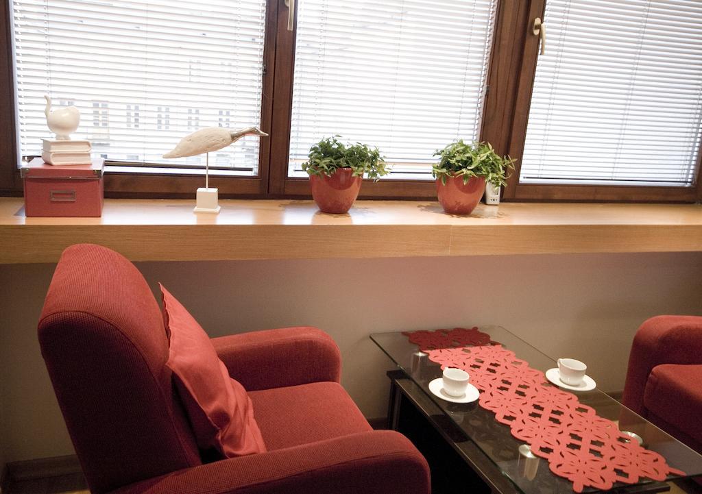 ワルシャワレント ヒット アパートメンツ 部屋 写真